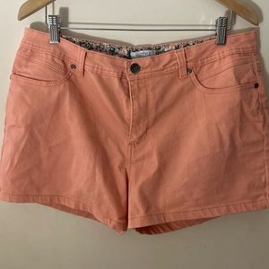Stretchy shorts - brand new